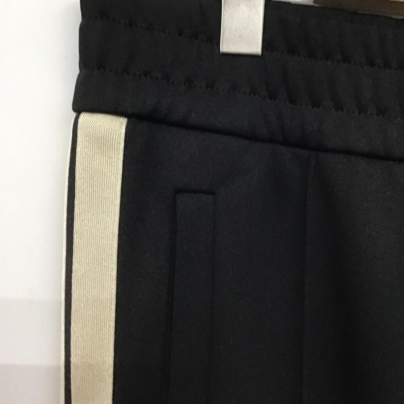 モンクレール MONCLER パンツ ワークパンツ、ペインターパンツ g209l8h00004 899a1 トラックパンツ PalmAngels ジャージ L ロゴ、文字 黒 / ブラック /  メンズ USED 古着 中古 10142124