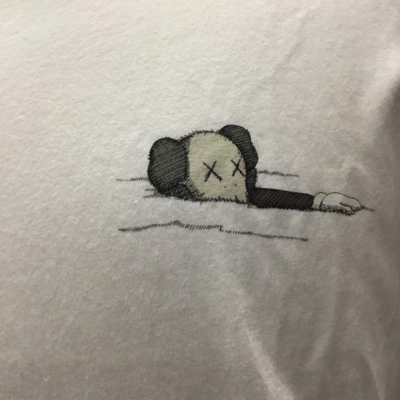 ユニクロ UNIQLO Tシャツ 半袖 341-467525 カウズ UT グラフィックTシャツ M プリント 白 / ホワイト /  メンズ USED 古着 中古 10117028