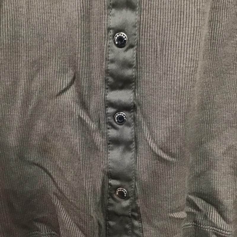 バーバリー BURBERRY シャツ、ブラウス 長袖 1 無地 カーキ / カーキ /  レディース USED 古着 中古 10133798