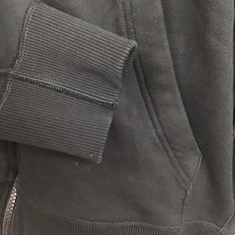 ラコステ LACOSTE パーカー 長袖 長袖ジップアップパーカー スウェットパーカー 3 ロゴ、文字 黒 / ブラック /  メンズ USED 古着 中古 10144579