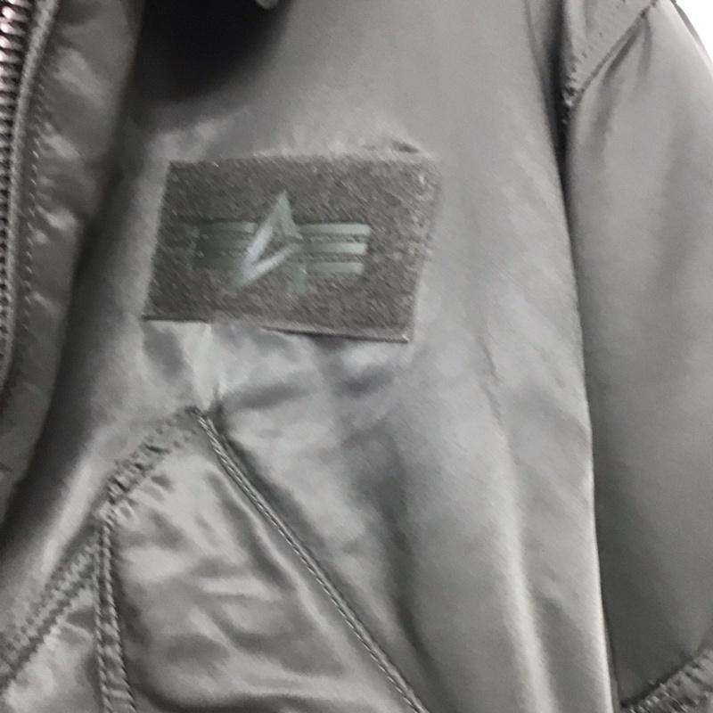 アルファインダストリー Alpha Industries ジャケット、上着 ジャンパー、ブルゾン ジップアップジャケット ナイロンジャケット アウター XL ロゴ、文字 カーキ / カーキ /  メンズ USED 古着 中古 10142603