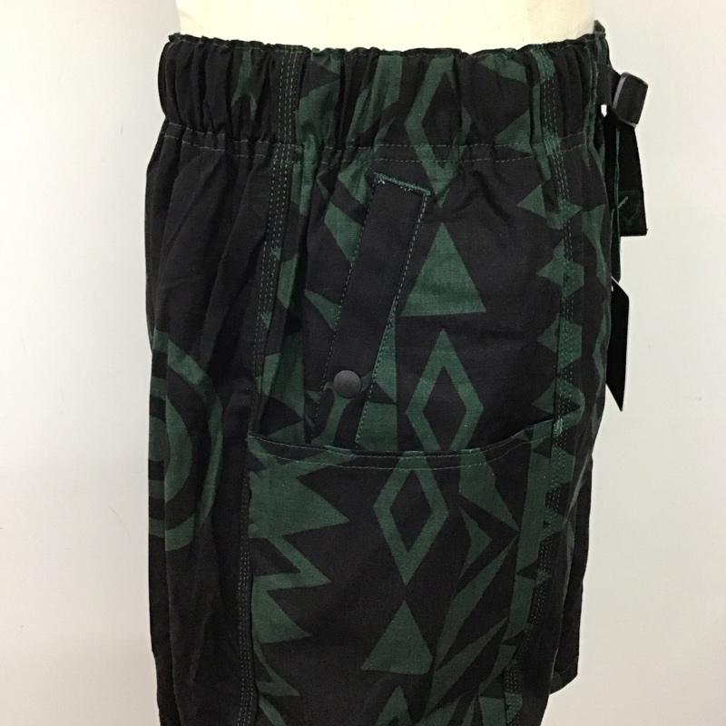 サウスツーウェストエイト South2 West8 パンツ ショートパンツ ショートパンツ ハーフパンツ カジュアルパンツ 総柄 M プリント 黒 / ブラック / X 緑 / グリーン /  メンズ USED 古着 中古 10119429