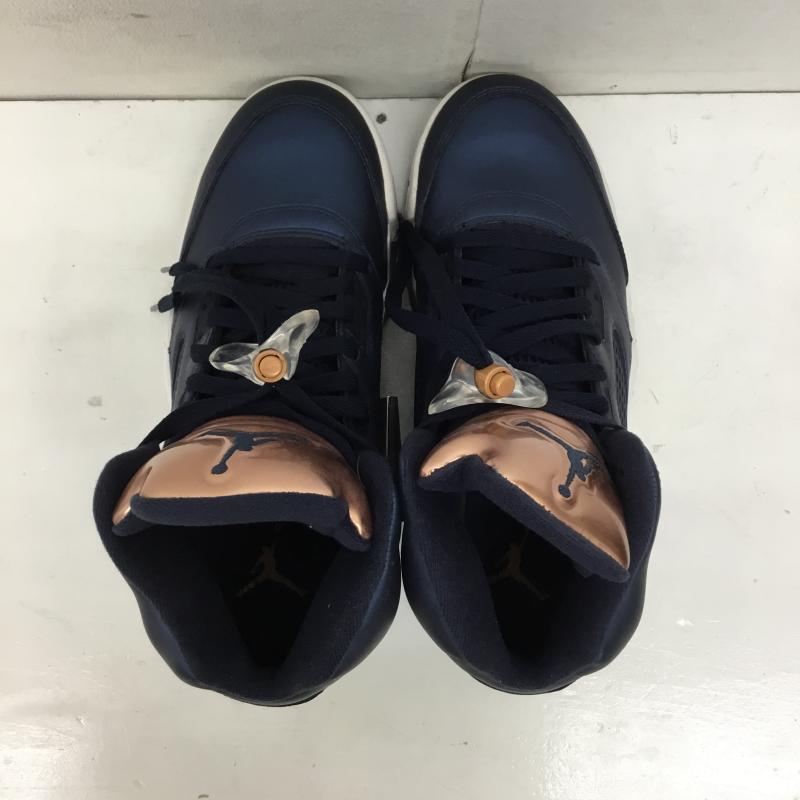 ナイキ NIKE スニーカー スニーカー 136027-416 Air Jordan 5 Retro Bronze 26.0cm ロゴ、文字 紺 / ネイビー / X 桃 / ピンク /  メンズ USED 古着 中古 10140753