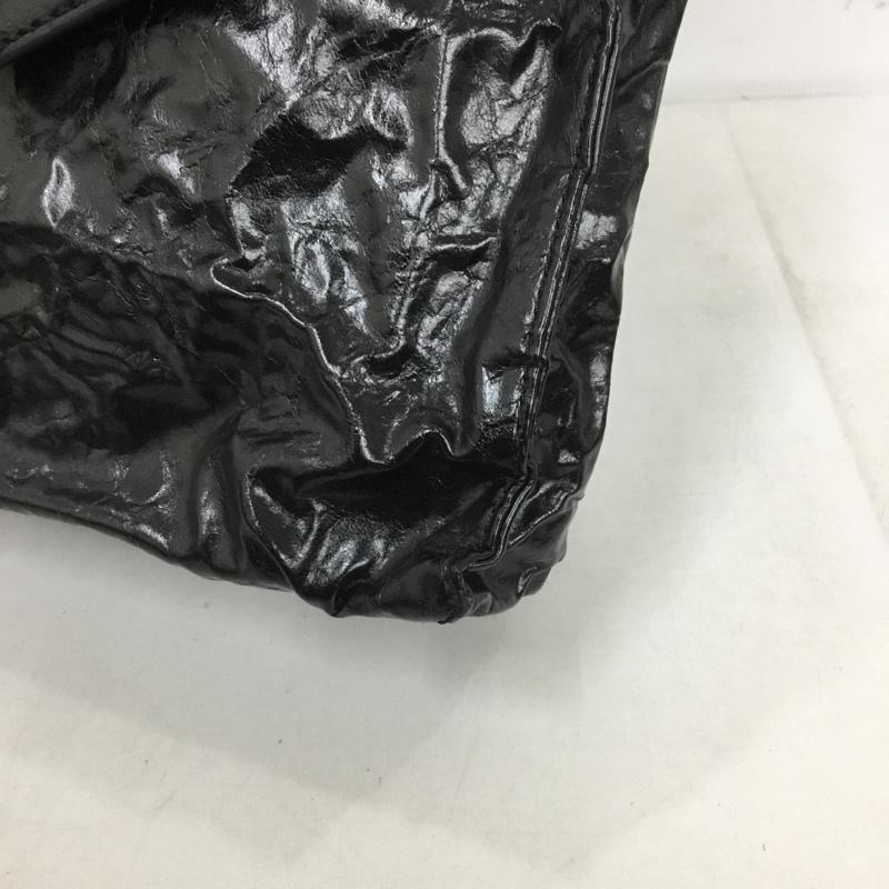 チャールズアンドキース charles&keith トートバッグ トートバッグ 30782346 Matina ラージマチナ クリンクルエフェクトトートバッグ ロゴ、文字 黒 / ブラック /  レディース USED 古着 中古 10137430