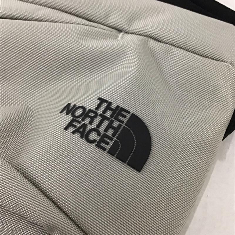 ザノースフェイス THE NORTH FACE ショルダーバッグ ショルダーバッグ NM82509 ピレネーショルダーS タグ付き ロゴ、文字 灰 / グレー /  メンズ USED 古着 中古 10132492