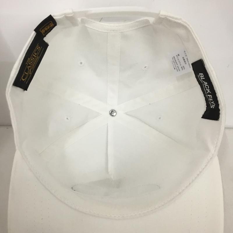 ブラックフライズ BLACK FLYS 帽子 キャップ スナップバックキャップ ロゴ、文字 白 / ホワイト /  メンズ USED 古着 中古 10145782