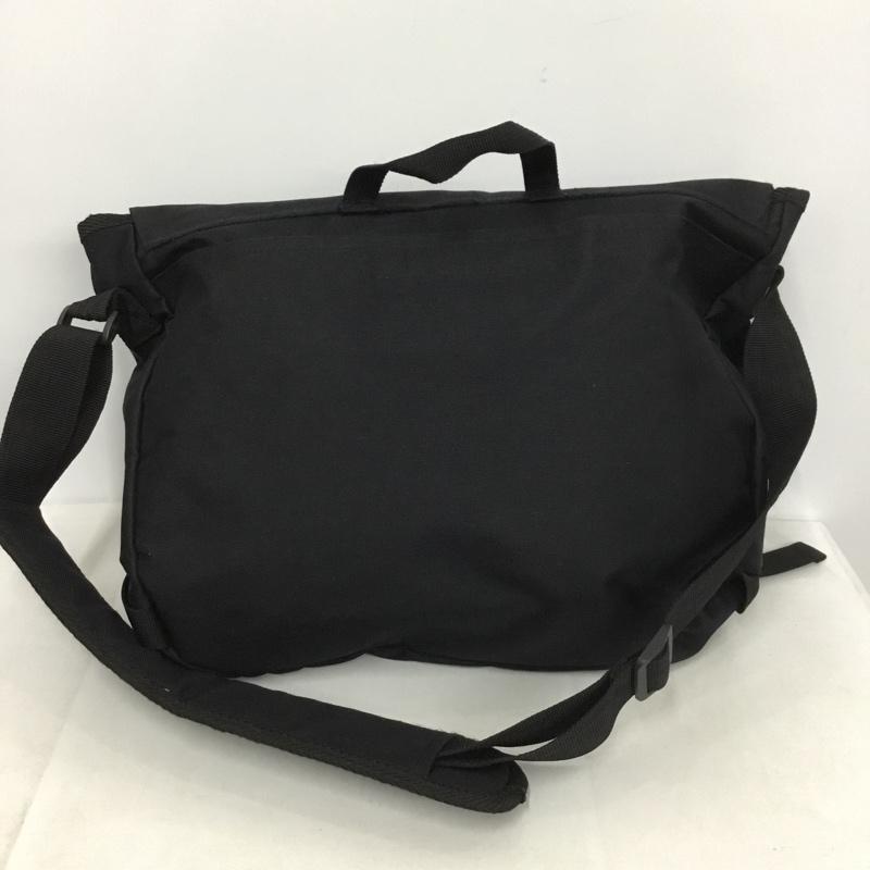 コロンビア Columbia ショルダーバッグ ショルダーバッグ メッセンジャーバッグ ロゴ、文字 黒 / ブラック /  メンズ USED 古着 中古 10145863