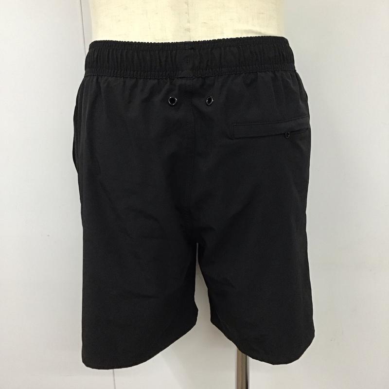 カルバン・クライン Calvin Klein パンツ ショートパンツ ショートパンツ ハーフパンツ カジュアルパンツ M ロゴ、文字 黒 / ブラック /  メンズ USED 古着 中古 10119902