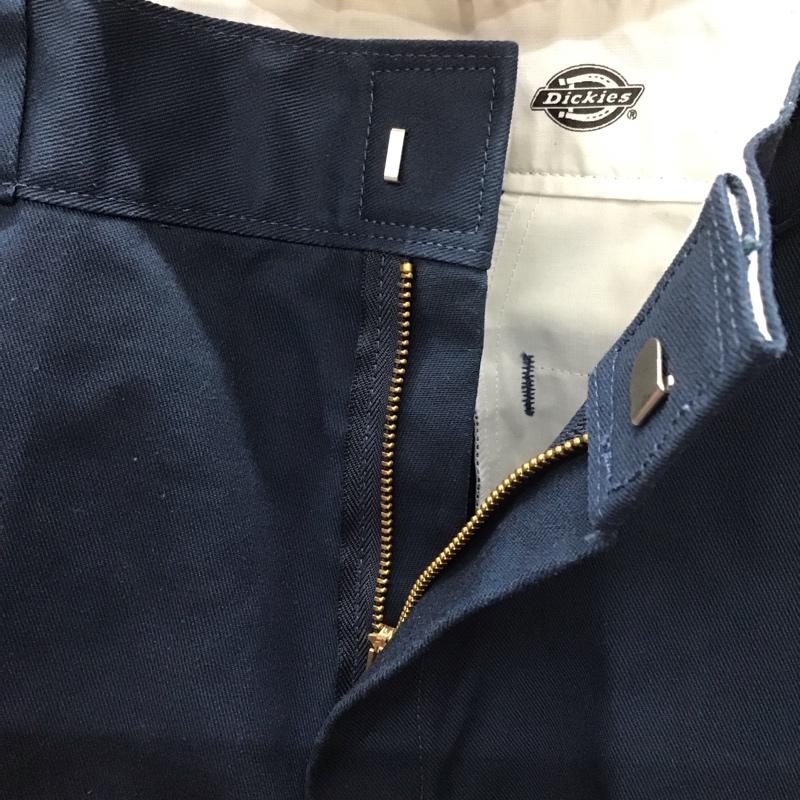ディッキーズ Dickies パンツ ワークパンツ、ペインターパンツ ワークパンツ カジュアルパンツ ワイドパンツ センタータックパンツ 32インチ 無地 紺 / ネイビー /  メンズ USED 古着 中古 10110987