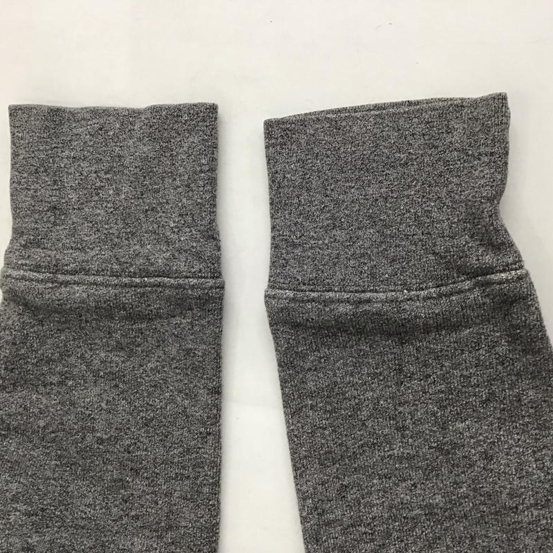 リーバイス Levi s トレーナー 長袖 長袖トレーナー スウェット クルーネック プルオーバー S 無地 灰 / グレー /  メンズ USED 古着 中古 10131964