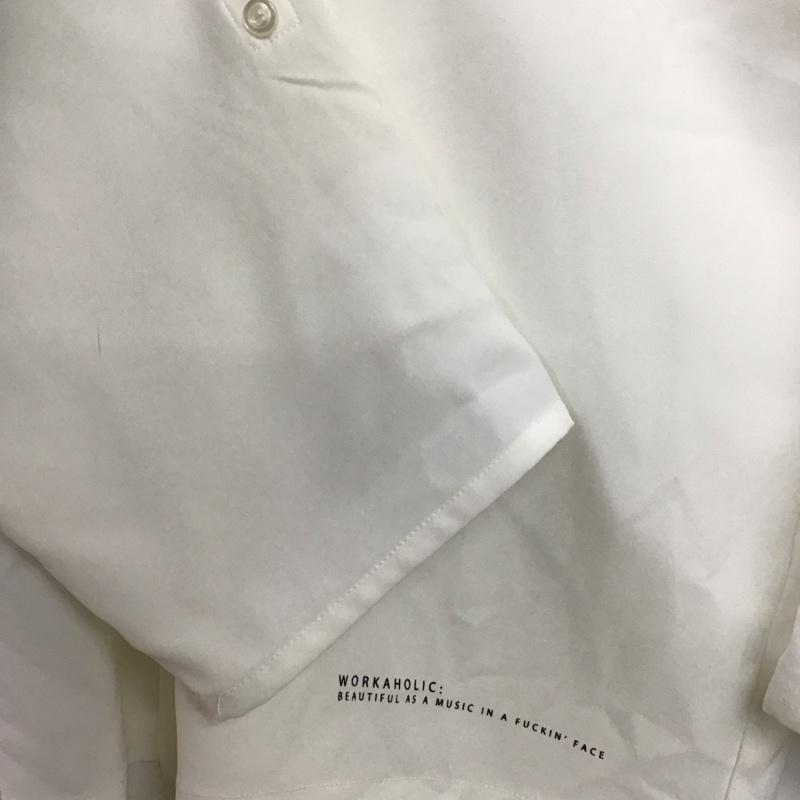 エーエフワイエフ AFYF シャツ、ブラウス 長袖 長袖シャツ プリントシャツ ストレッチシャツ プリント 白 / ホワイト /  メンズ USED 古着 中古 10143239