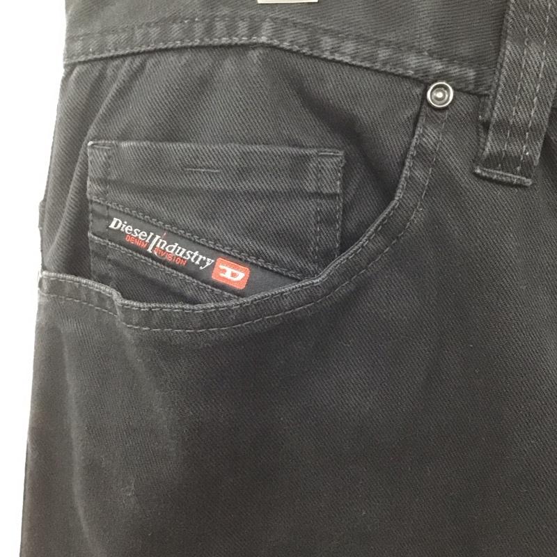 ディーゼル DIESEL パンツ デニム、ジーンズ デニムパンツ ワーカージーンズ カジュアルパンツ ストレートパンツ 45インチ 無地 黒 / ブラック /  メンズ USED 古着 中古 10107192
