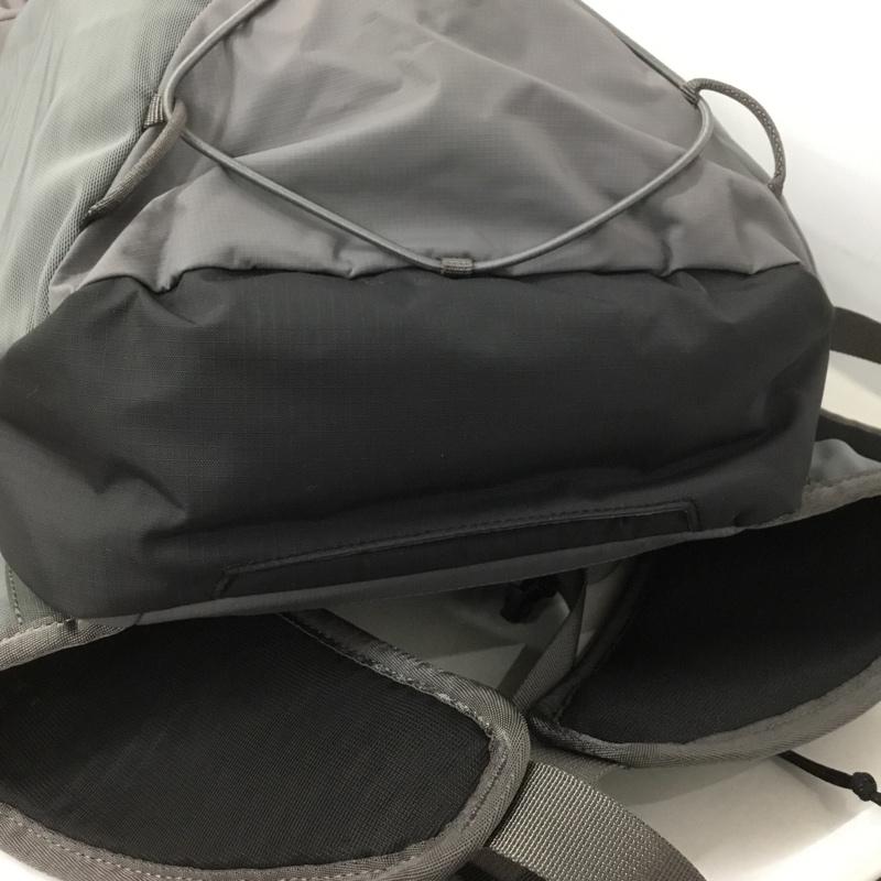パタゴニア patagonia リュックサック、デイパック リュックサック、デイバッグ 48905SP22 アルトヴィアパック22L ロゴ、文字 灰 / グレー /  メンズ USED 古着 中古 10143552