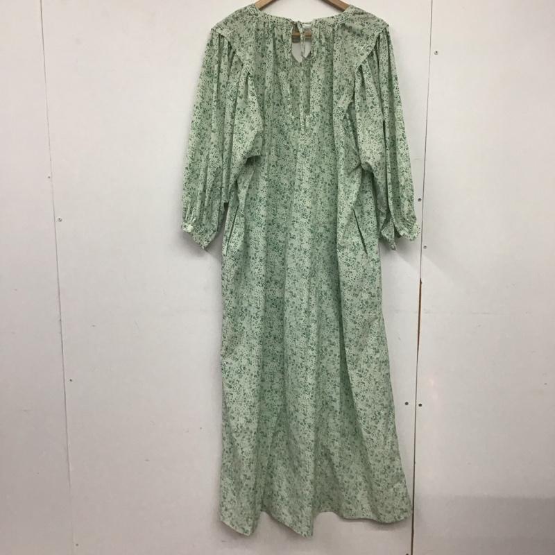 カスタネ Kastane ワンピース ロングスカート 長袖ロングワンピース ノーカラーシャツワンピース フレアスカート FREE プリント 白 / ホワイト / X 緑 / グリーン /  レディース USED 古着 中古 10146474