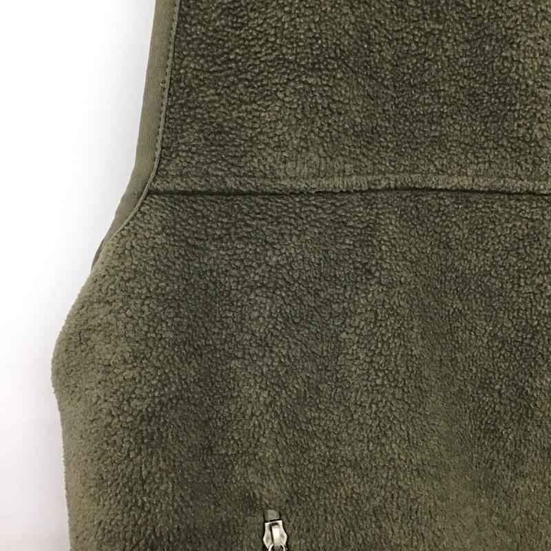 パタゴニア patagonia ベスト ベスト ベスト ジップアップフリースベスト スタンドネック XL ロゴ、文字 カーキ / カーキ /  メンズ USED 古着 中古 10147844