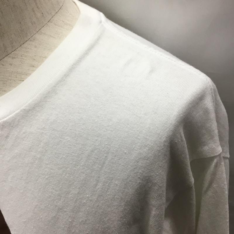 アベイシングエイプ A BATHING APE Tシャツ 長袖 ロンT クルーネック プリント APE HEAD L ロゴ、文字 白 / ホワイト /  メンズ USED 古着 中古 10119807