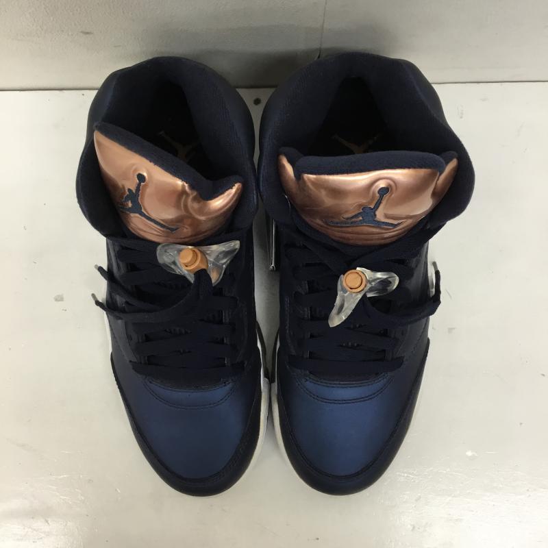 ナイキ NIKE スニーカー スニーカー 136027-416 Air Jordan 5 Retro Bronze 26.0cm ロゴ、文字 紺 / ネイビー / X 桃 / ピンク /  メンズ USED 古着 中古 10140753