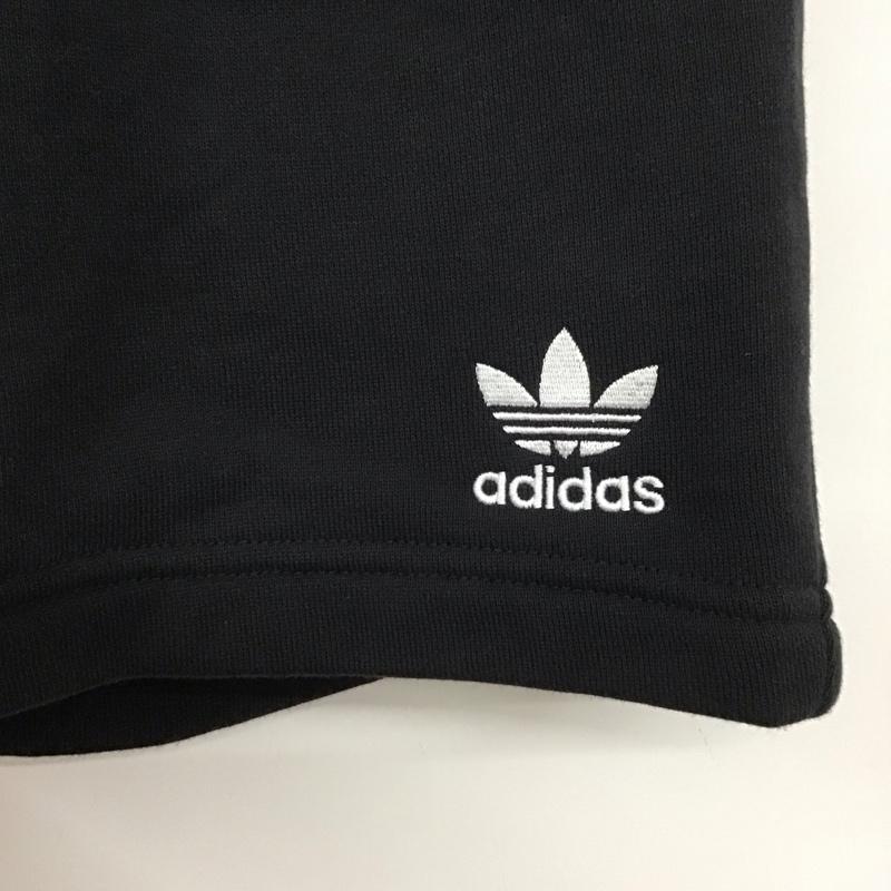 アディダス adidas パンツ ショートパンツ gp6479 ディズニースウェットショーツ ハーフパンツ M ロゴ、文字 黒 / ブラック /  メンズ USED 古着 中古 10139779