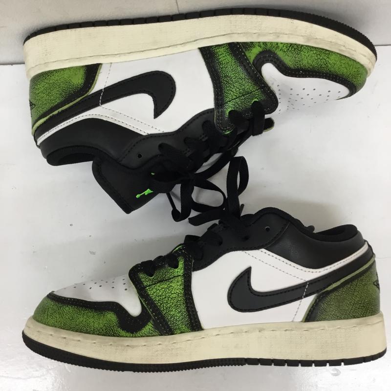 ナイキ NIKE スニーカー スニーカー DO8244-003 AIR JORDAN 1 LOW SE GS 23.5cm ロゴ、文字 緑 / グリーン /  レディース USED 古着 中古 10133785