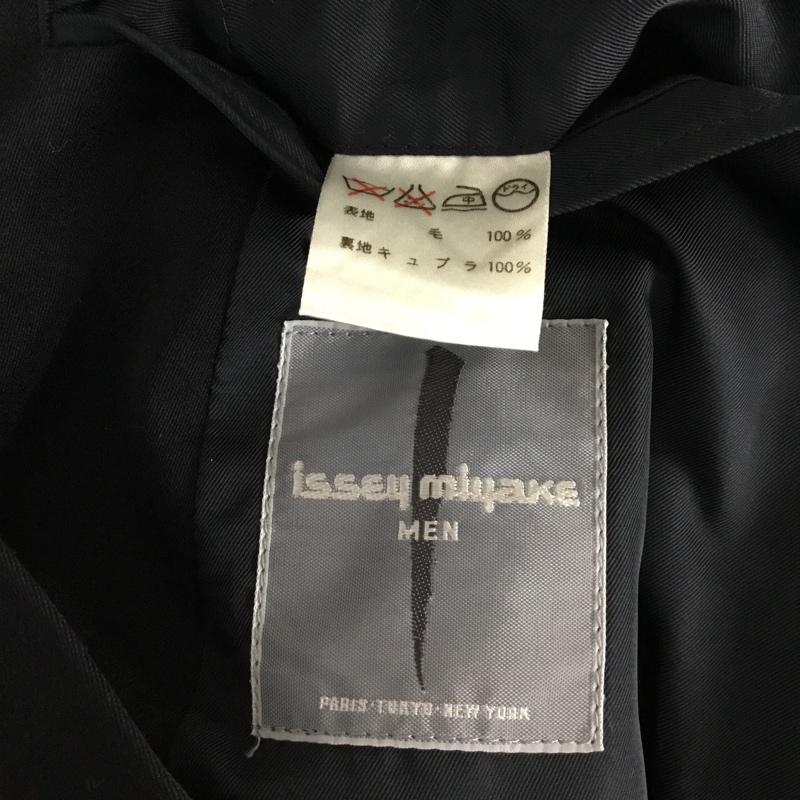 イッセイミヤケ ISSEY MIYAKE セットアップ セットアップ セットアップ カジュアルジャケット カジュアルパンツ 2点セット L 無地 黒 / ブラック /  メンズ USED 古着 中古 10120668