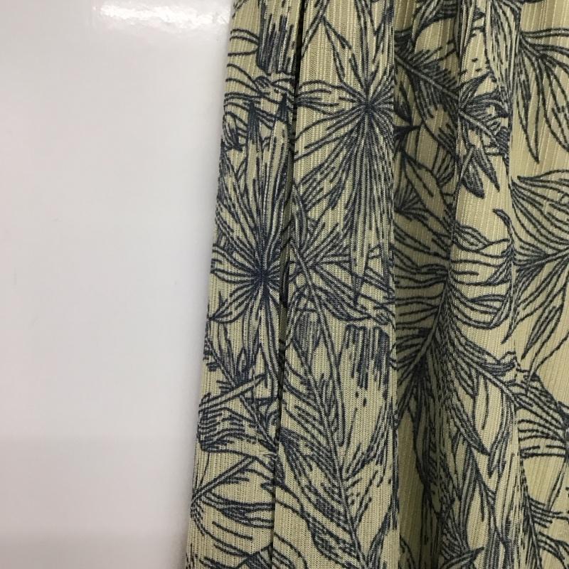 チャオパニック CIAOPANIC パンツ ワークパンツ、ペインターパンツ ワイドパンツ カジュアルパンツ フレアパンツ M プリント マルチカラー / マルチカラー /  レディース USED 古着 中古 10142685