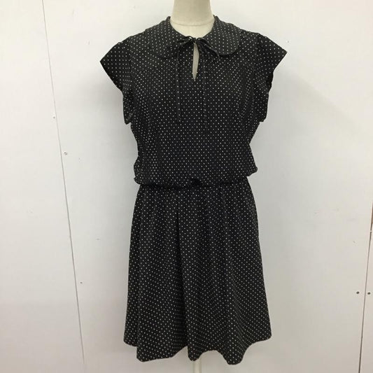 ダズリン dazzlin ワンピース ひざ丈スカート ドットレトロワンピース 半袖ロングワンピース フレアスカート M ドット 白 / ホワイト / X 黒 / ブラック /  レディース USED 古着 中古 10110893