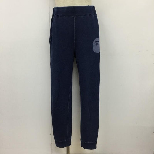 アベイシングエイプ A BATHING APE パンツ ワークパンツ、ペインターパンツ スウェットパンツ ジャージ カジュアルパンツ ワイドパンツ L 無地 インディゴ / インディゴ /  メンズ USED 古着 中古 10109473