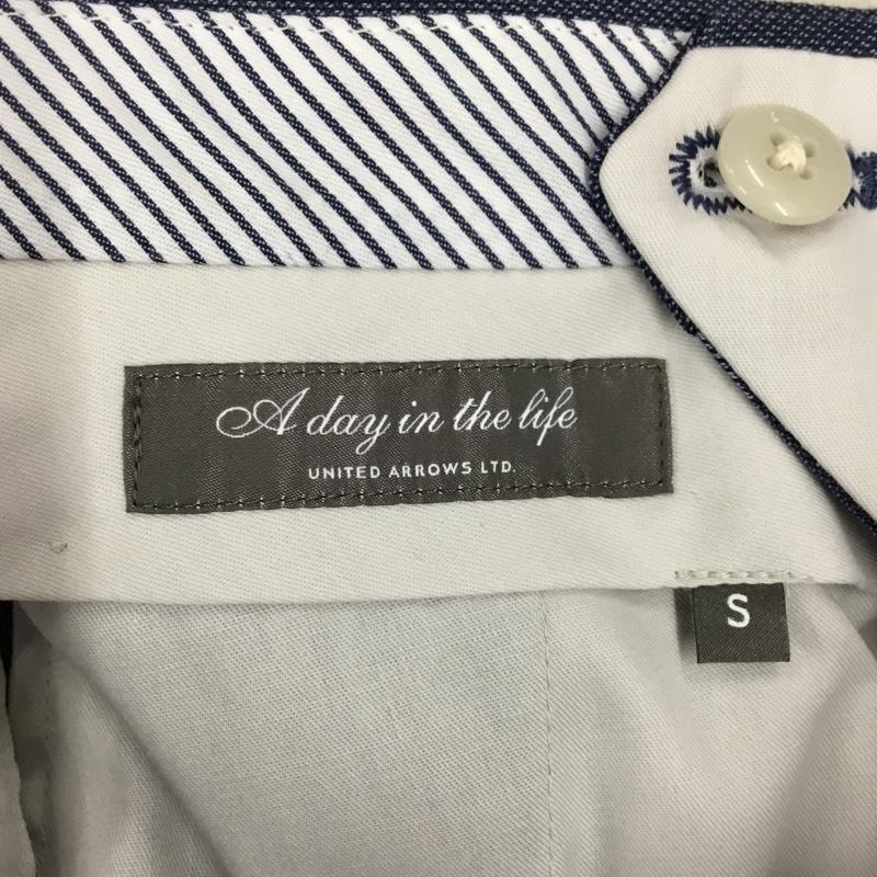 アデイインザライフ A Day in the Life パンツ スラックス スラックスパンツ スリムパンツ カジュアルパンツ センタータックパンツ ストレッチパンツ S 無地 青 / ブルー /  メンズ USED 古着 中古 10122275