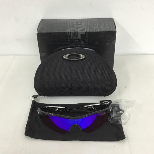 オークリー OAKLEY めがね・サングラス サングラス OO9206-28 RADAR LOCK スポーツサングラス ミラーレンズ 箱有 ロゴ、文字 黒 / ブラック /  メンズ USED 古着 中古 10129373