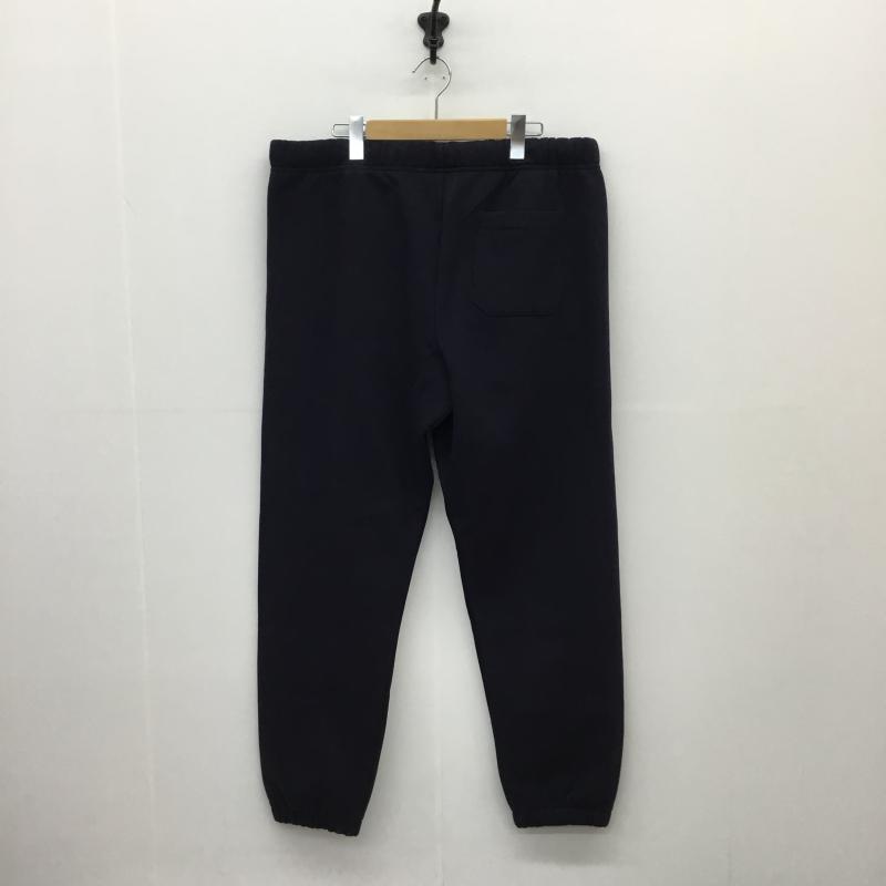 カーハートダブリューアイピー Carhartt WIP パンツ ワークパンツ、ペインターパンツ Carhartt WIP Chase Sweat Pants L ロゴ、文字 紺 / ネイビー /  メンズ USED 古着 中古 10122373
