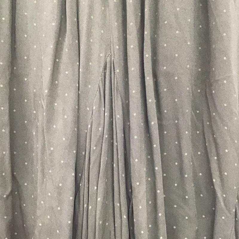 ニコアンド niko and... スカート ロングスカート ロングスカート フレアスカート カジュアルスカート M 総柄 カーキ / カーキ /  レディース USED 古着 中古 10145185