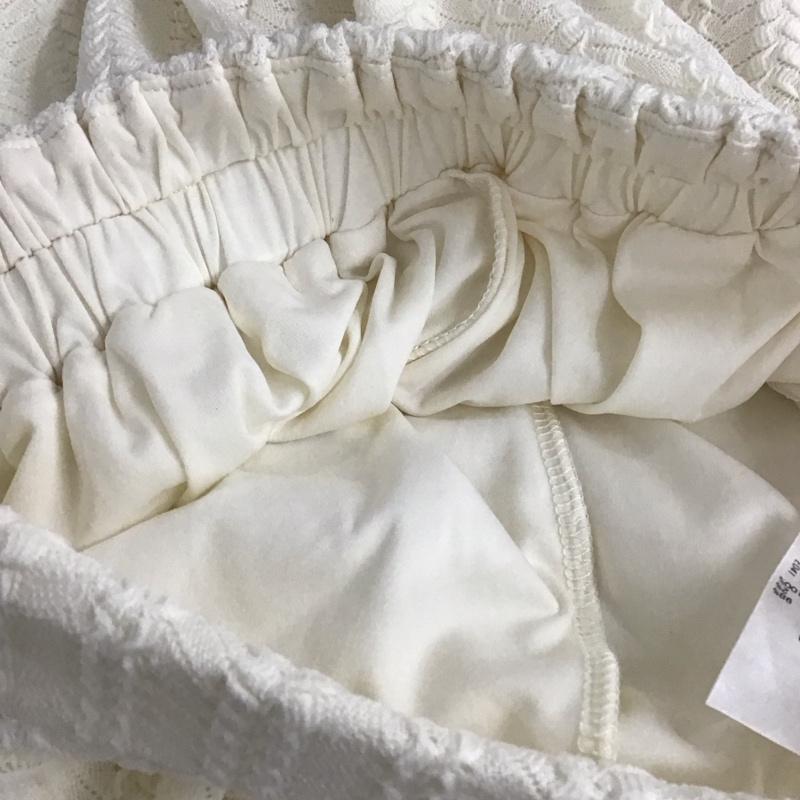 リリー ブラウン Lily Brown パンツ ワークパンツ、ペインターパンツ ワイドパンツ カジュアルパンツ ワークパンツ ONE SIZE 総柄 白 / ホワイト /  レディース USED 古着 中古 10145391