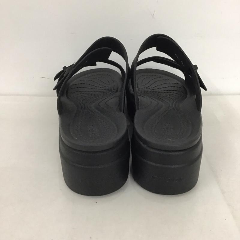 クロックス crocs サンダル サンダル ブルックリン サンダル ロー ウェッジ 7 ロゴ、文字 黒 / ブラック /  レディース USED 古着 中古 10141043