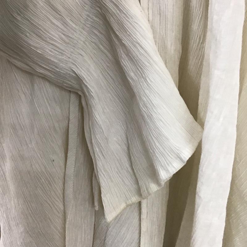 ローリーズファーム LOWRYS FARM シャツ、ブラウス 長袖 長袖シャツ 無地シャツ ノーカラーシャツ 前開 FREE 無地 白 / ホワイト /  レディース USED 古着 中古 10142682