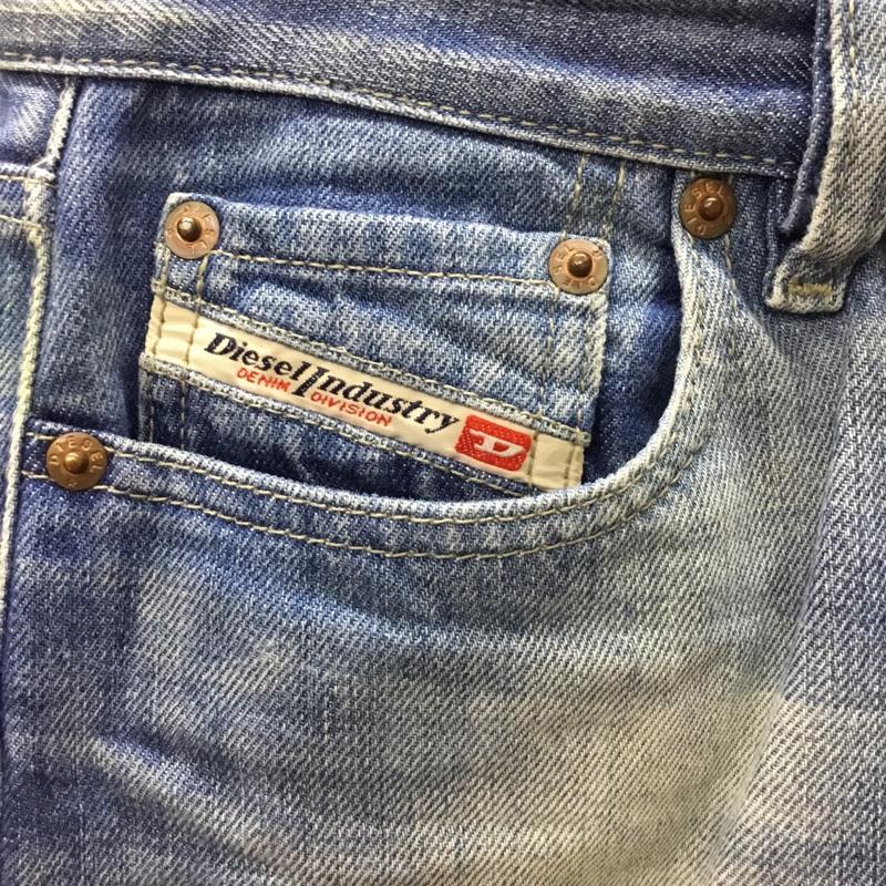 ディーゼル DIESEL パンツ デニム、ジーンズ デニムパンツ スリムパンツ ジーンズ 26インチ 無地 インディゴ / インディゴ /  メンズ USED 古着 中古 10112227