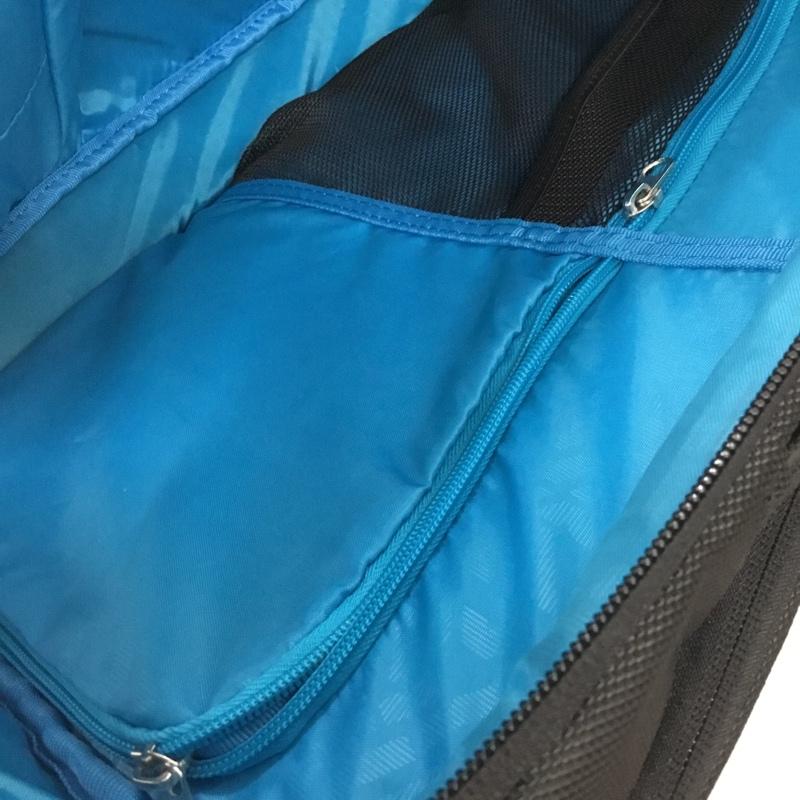 スーリー Thule ブリーフケース、書類かばん ブリーフケース、書類かばん 3203625 リュック Accent Laptop Bag 15.6 タグ付き ロゴ、文字 黒 / ブラック /  メンズ USED 古着 中古 10132063