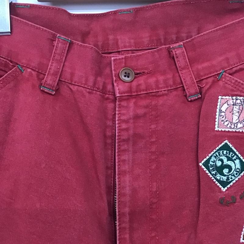 カールヘルム KARLHELMUT パンツ デニム、ジーンズ デニムパンツ ワイドパンツ カジュアルパンツ LL ロゴ、文字 赤 / レッド /  メンズ USED 古着 中古 10144890