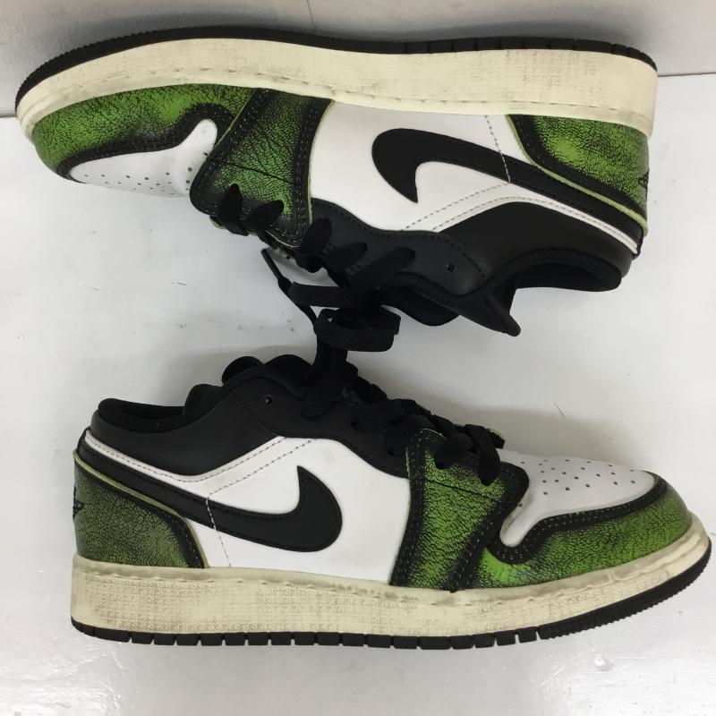 ナイキ NIKE スニーカー スニーカー DO8244-003 AIR JORDAN 1 LOW SE GS 23.5cm ロゴ、文字 緑 / グリーン /  レディース USED 古着 中古 10133785