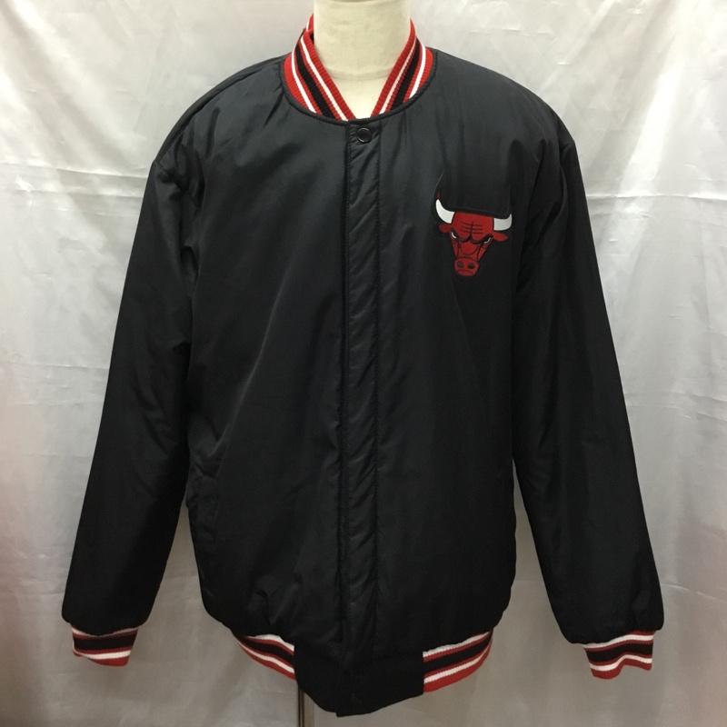 エヌビーエー NBA ジャケット、上着 ジャンパー、ブルゾン CHICAGO BULLS リバーシブル 2XL ロゴ、文字 黒 / ブラック /  メンズ USED 古着 中古 10112904