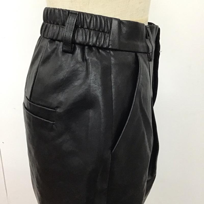 ダブル シー WC パンツ ショートパンツ WC22SP01-L0010 フェイクレザータックショートパンツ FREE 無地 黒 / ブラック /  レディース USED 古着 中古 10115338