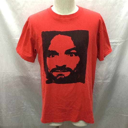 古着 USED Tシャツ 半袖 半袖カットソー プリントTシャツ クルーネックカットソー ヘルタースケルター チャールズマンソン M プリント 赤 / レッド /  メンズ USED 古着 中古 10114139