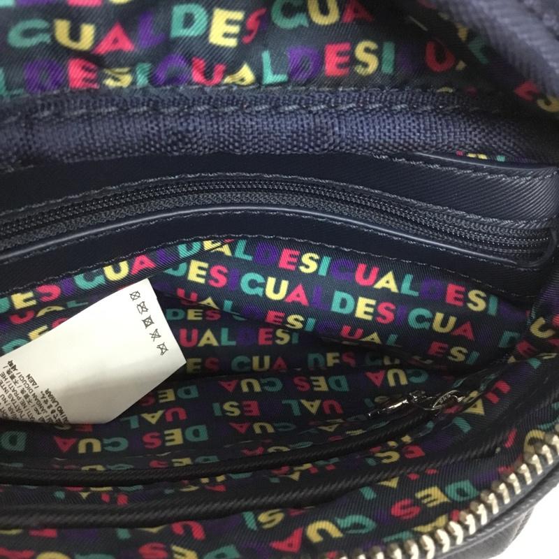 デシグアル Desigual ウエストバッグ ウエストバッグ 型押し ロゴ、文字 紺 / ネイビー /  レディース USED 古着 中古 10130792