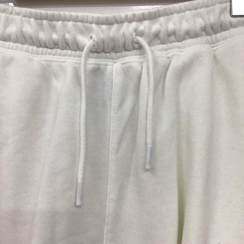 ナイキ NIKE パンツ ショートパンツ cj4883-100 SWOOSHFRENCHTERRYSHORT スウェットパンツ ハーフパンツ M ロゴ、文字 白 / ホワイト /  メンズ USED 古着 中古 10130694