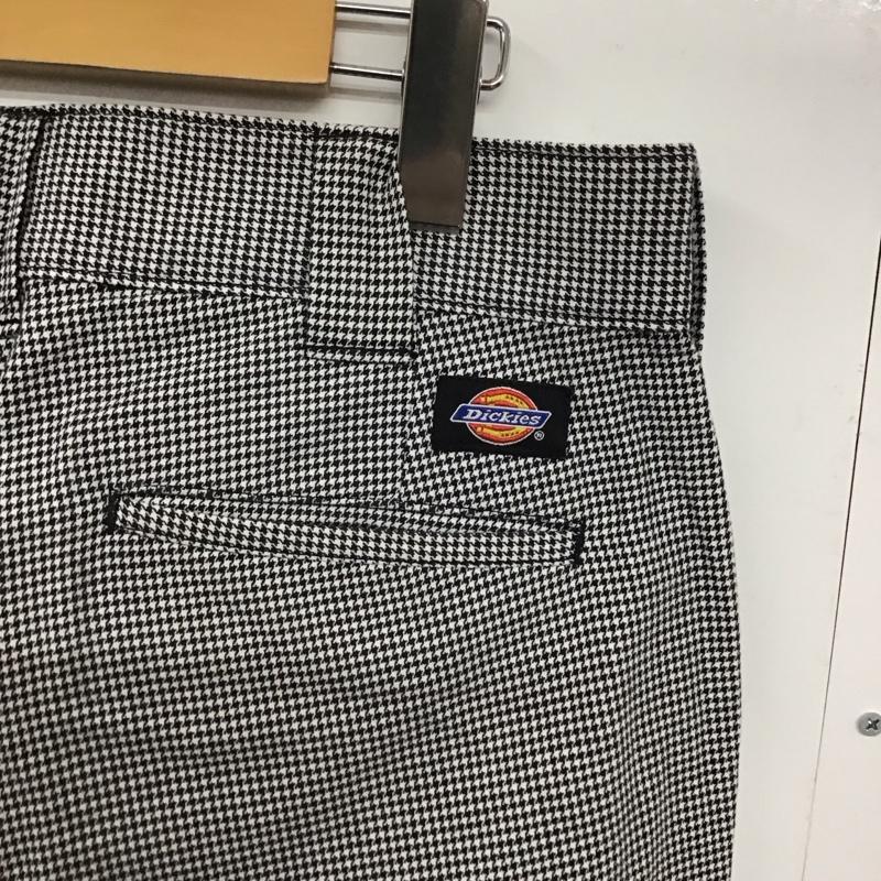 ディッキーズ Dickies パンツ チノパン um874r4 チノパン スリムパンツ 30インチ チェック 白 / ホワイト / X 黒 / ブラック /  メンズ USED 古着 中古 10143676