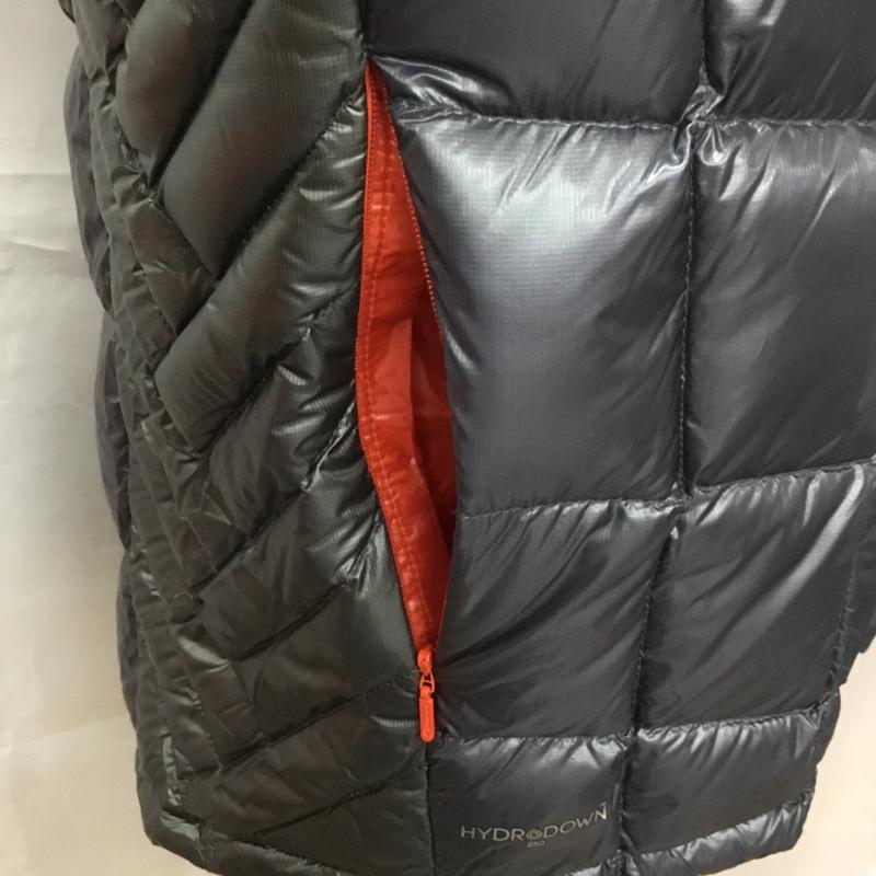 バーグハウス Berghaus ジャケット、上着 ジャンパー、ブルゾン ジップアップジャケット ジャンパー ダウンジャケット カジュアルジャケット アウター XL ロゴ、文字 黒 / ブラック /  メンズ USED 古着 中古 10108254