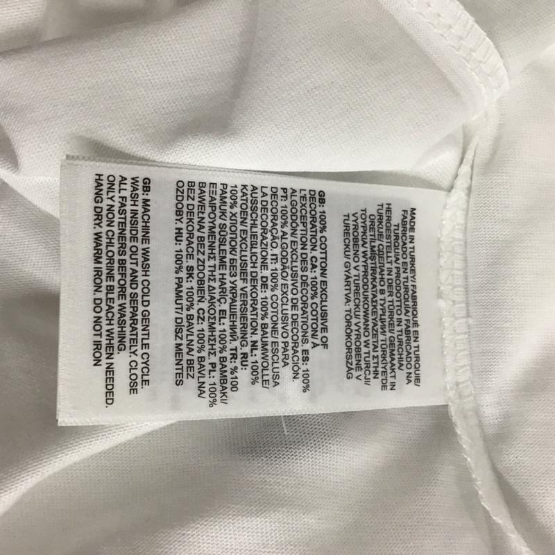 ザノースフェイス THE NORTH FACE Tシャツ 半袖 NF0A87NVFN4 Redbox Celebration Tee L プリント X ロゴ、文字 白 / ホワイト /  メンズ USED 古着 中古 10132494