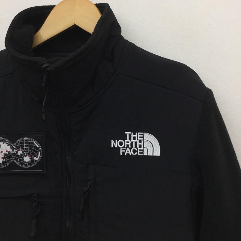 ザノースフェイス THE NORTH FACE ジャケット、上着 ジャケット、ブレザー RETRO DENALI JACKET NF0A3XEN S ロゴ、文字 X 刺繍 黒 / ブラック / X 白 / ホワイト /  メンズ USED 古着 中古 10116040