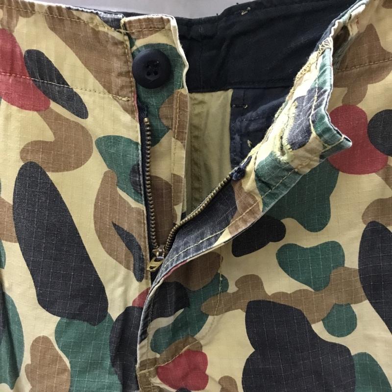 アベイシングエイプ A BATHING APE パンツ ショートパンツ カーゴパンツ M カモフラージュ柄・迷彩 マルチカラー / マルチカラー /  メンズ USED 古着 中古 10118957