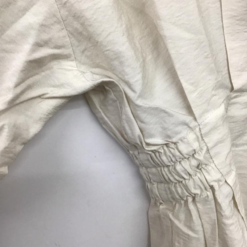 ローリーズファーム LOWRYS FARM カットソー 長袖 長袖カットソー 無地カットソー Vネック FREE 無地 白 / ホワイト /  レディース USED 古着 中古 10142674