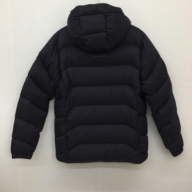 マムート Mammut ジャケット、上着 ダウンジャケット Xeron IN Hooded Jacket AF Men 1013-00702 L 無地 黒 / ブラック /  メンズ USED 古着 中古 10140190